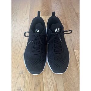 APL: Athletic Propulsion Labs: Techloom Pro in Black